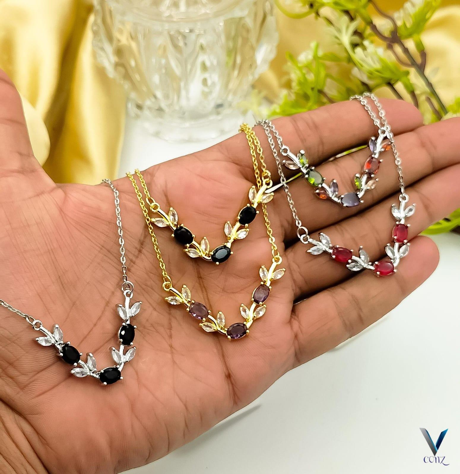 Fancy China Tulip Floral Necklace – Elegant Crystal Vine Pendant Chain for Women